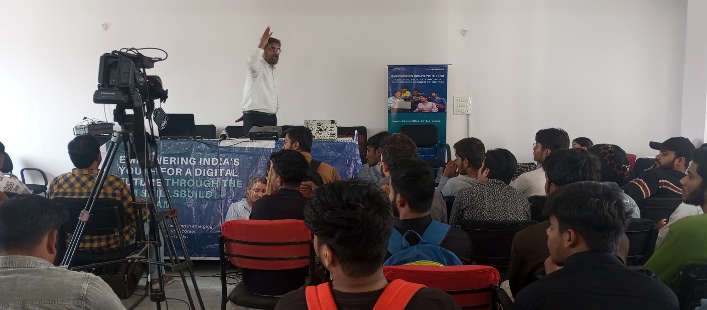 AI Essentials: Myths & Realities, Khilwat — Addressing Participants