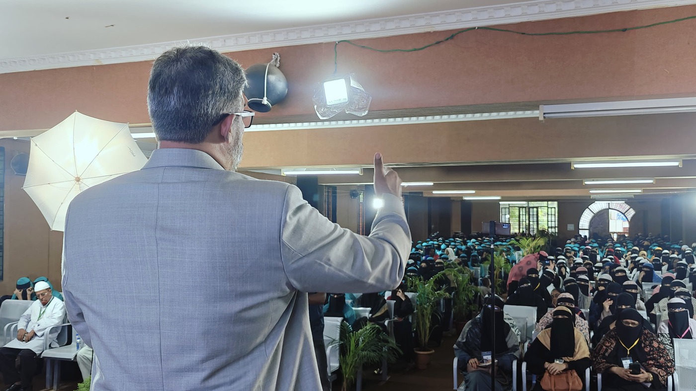 Women's Skills Development Conference, Basavakalyan — Addressing the Full Hall